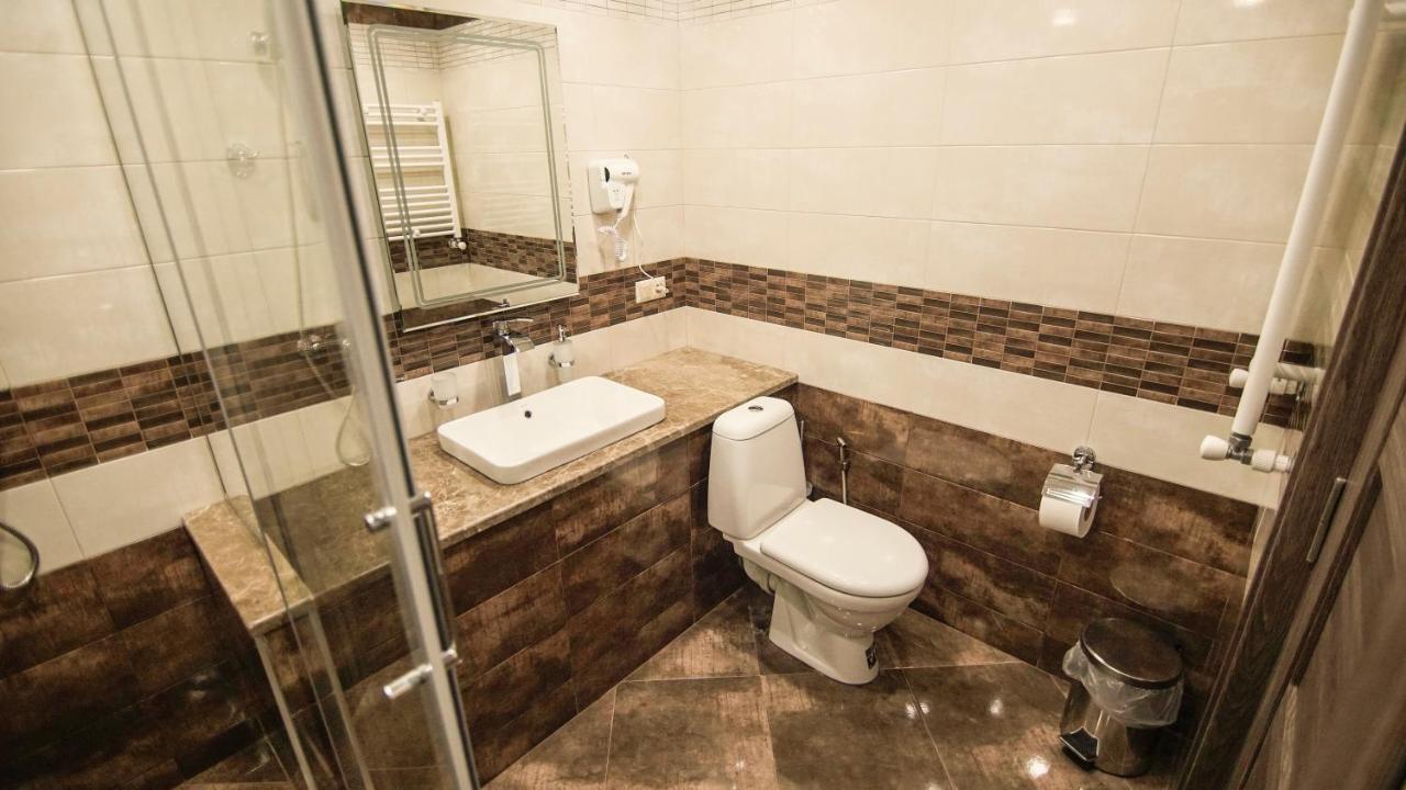 Hotel Juralius 第比利斯 外观 照片