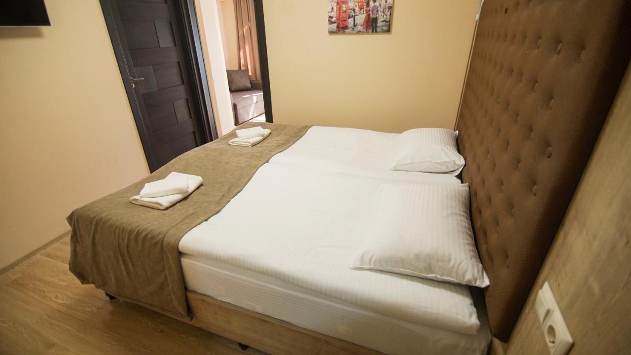 Hotel Juralius 第比利斯 外观 照片